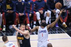 LOL联盟竞猜 -关于NBA常规赛最后时刻走向成谜，波特兰开拓者队长鼓劲，底气十足，控场能力成焦点的信息