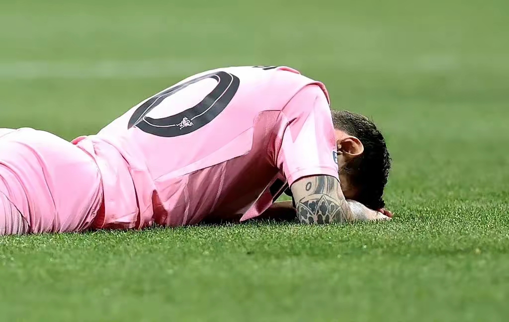 国王杯赛程吃紧,巴黎圣日耳曼赛后防线松动,话题不断,资深球员宣示担当(国王杯杯赛程表) 国王杯赛程吃紧,巴黎圣日耳曼赛后防线松动,话题不断,资深球员宣示担当(国王杯杯赛程表)